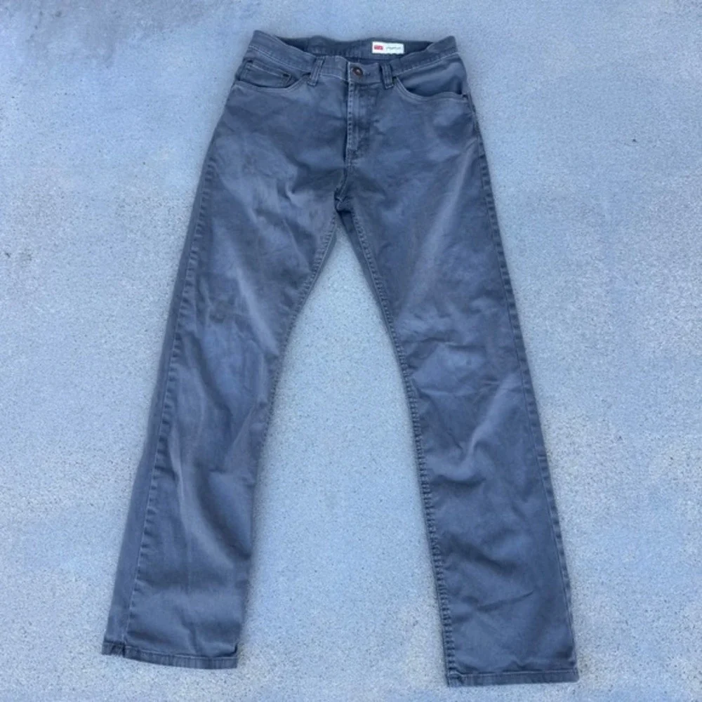 Wrangler 30x32 Straight Fit Men's‎ Gray Casual Jeans